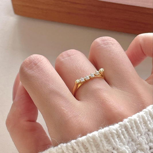 Festive Brilliance Ring