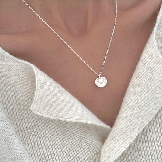 Shell Pearl Necklace