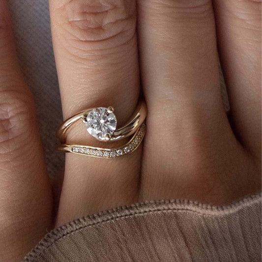 Helia Ring