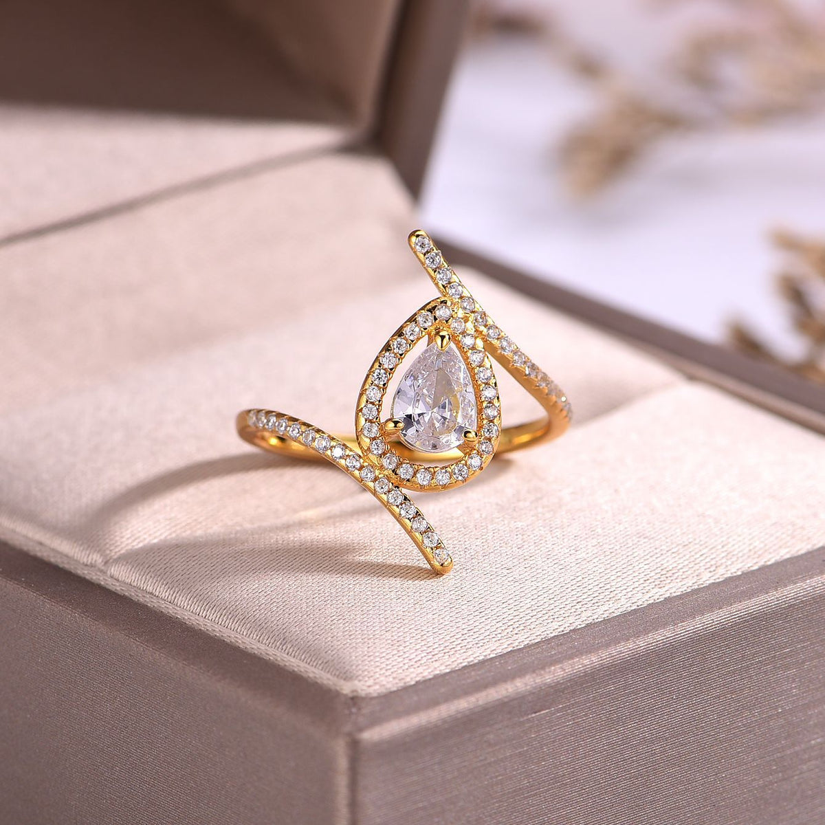 Vesper Ring