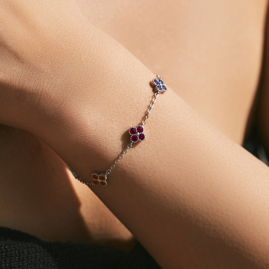 Vivid Clover Bracelet