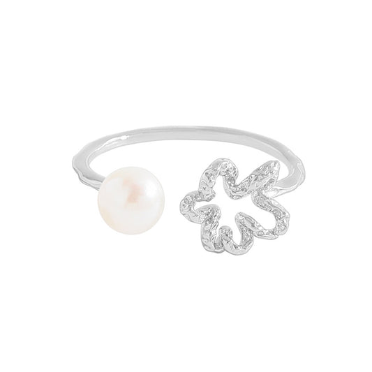 Pearl Bloom Ring