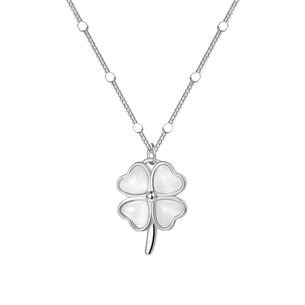 Clover Necklace