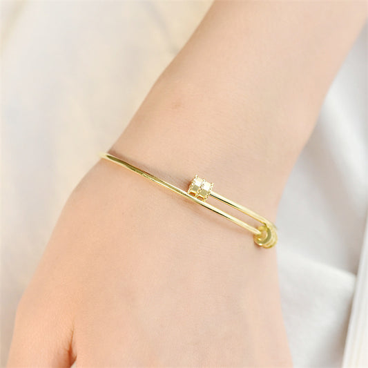 Tiny Waist Tube Open Bangle